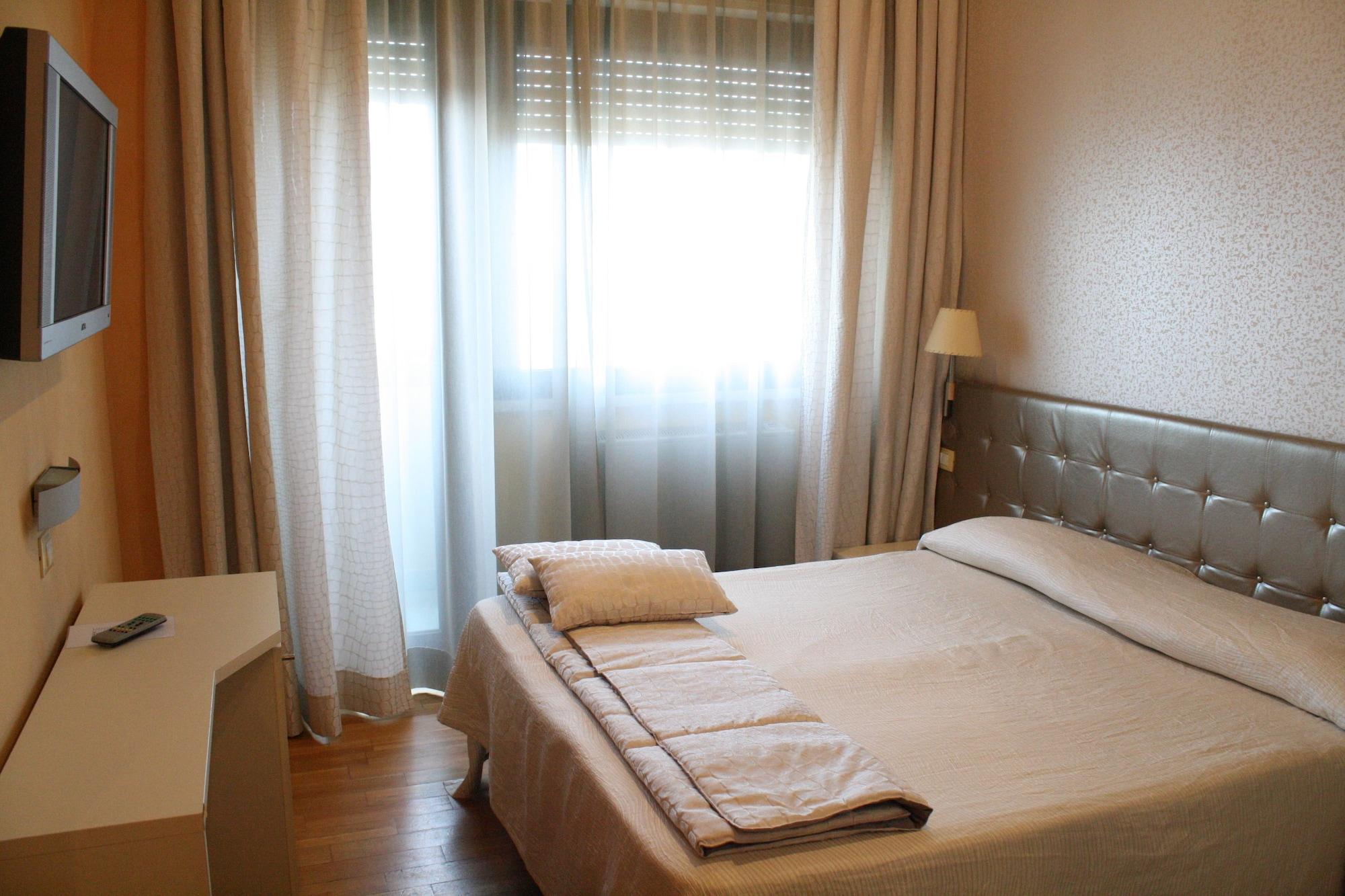 Hotel San Francisco Viareggio Zewnętrze zdjęcie
