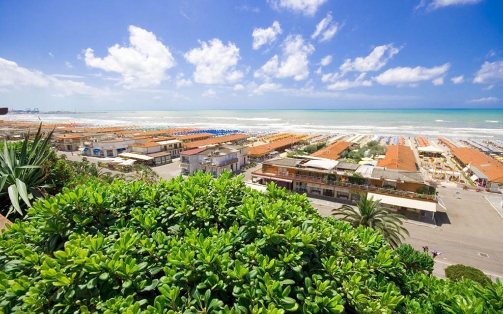 Hotel San Francisco Viareggio Zewnętrze zdjęcie